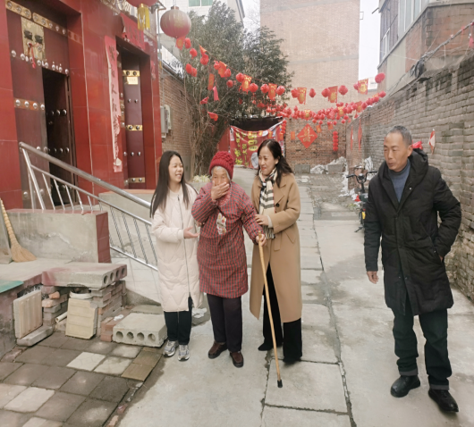 瑟瑟冬日 暖暖溫情——公司黨委、工會(huì)開展“送溫暖、送祝福”活動(dòng)